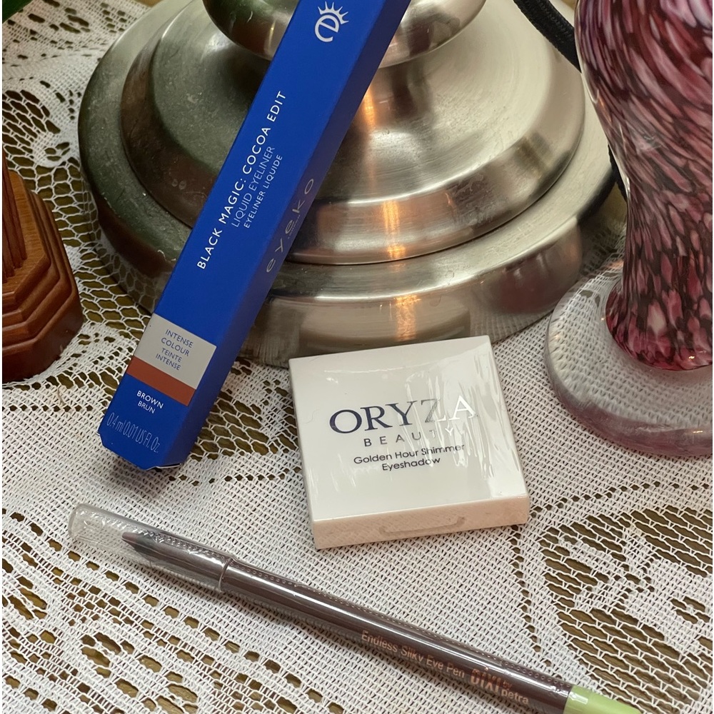 Bundle⭐️ Eyeko eyeliner, ORYZA Beauty eyeshadow, Pixie eye pen by Petra